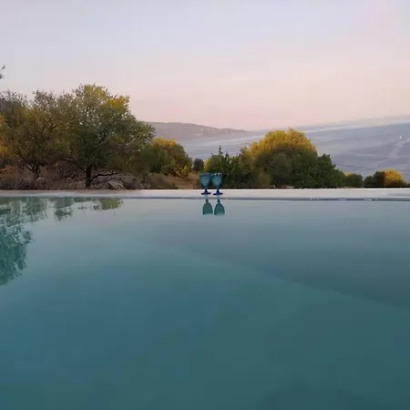 Augustela Seaview Vacation