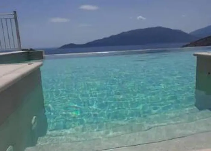 Augustela Seaview Vacation 别墅 Agia Efimia